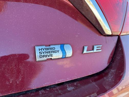 2017 Toyota Camry Hybrid LE