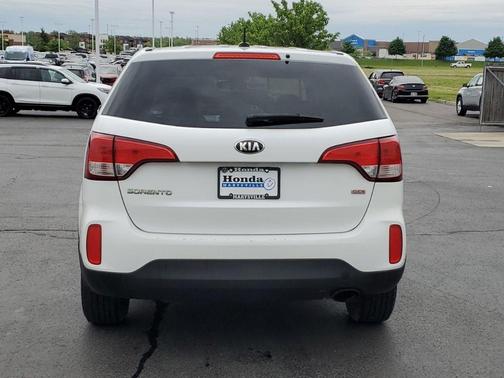 2014 Kia Sorento LX