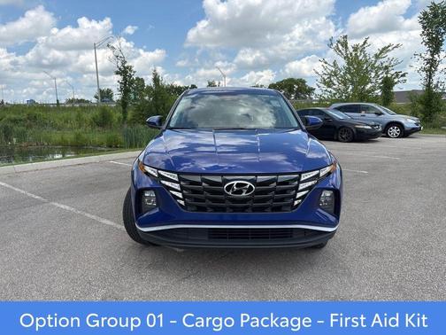 2022 Hyundai TUCSON SE