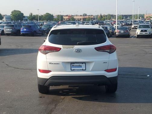 2018 Hyundai TUCSON SEL
