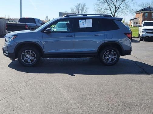 Sonic Gray Pearl 2024 Honda Passport TrailSport