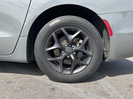 Ceramic Gray Clearcoat 2020 Chrysler Pacifica Touring-L Plus