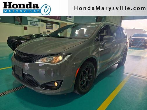Ceramic Gray Clearcoat 2020 Chrysler Pacifica Touring-L Plus