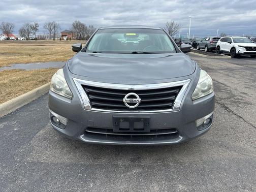 2015 Nissan Altima 2.5 SV
