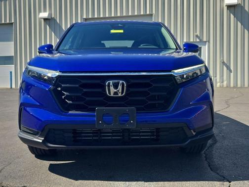 Still Night Pearl 2025 Honda CR-V LX