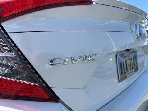 Platinum White Pearl 2021 Honda Civic EX-L