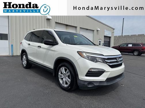 White Diamond Pearl 2017 Honda Pilot LX