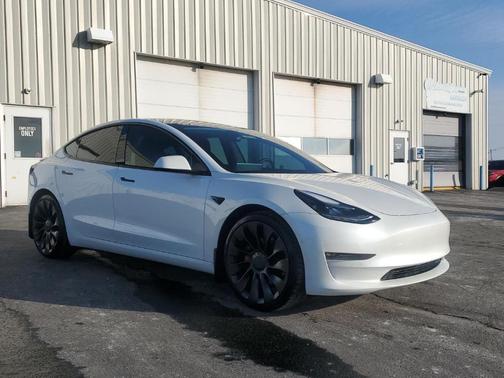 2022 Tesla Model 3 Performance