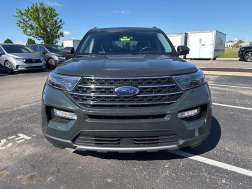 Forged Green Metallic 2022 Ford Explorer XLT