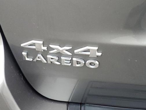 2011 Jeep Grand Cherokee Laredo