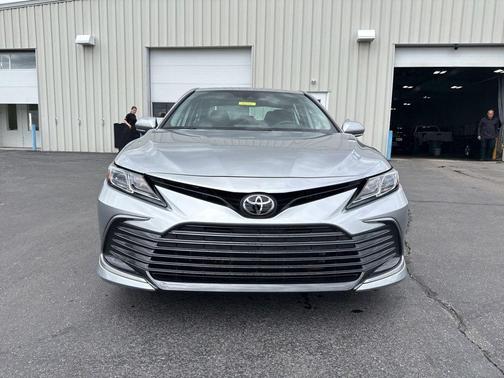 Celestial Silver Metallic 2023 Toyota Camry LE