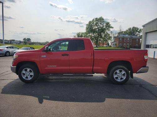 2014 Toyota Tundra SR5