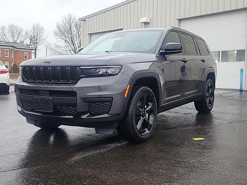 2023 Jeep Grand Cherokee L Laredo