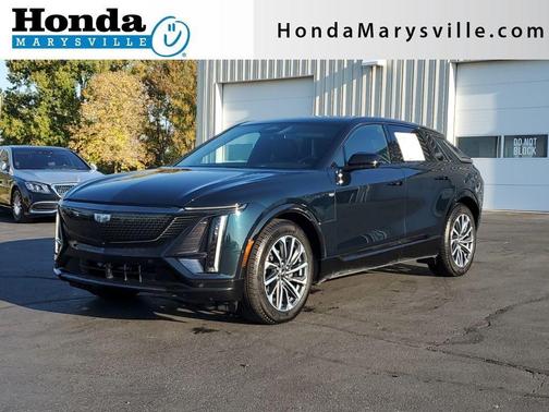 2024 Cadillac LYRIQ Sport