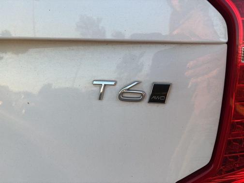 2019 Volvo XC90 T6 Momentum
