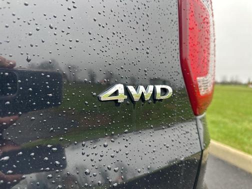 Shadow Black 2017 Ford Explorer Limited