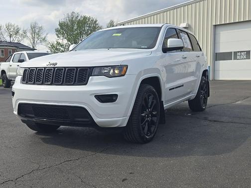 2021 Jeep Grand Cherokee Laredo X
