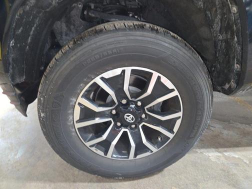 2020 Toyota Tacoma TRD Sport