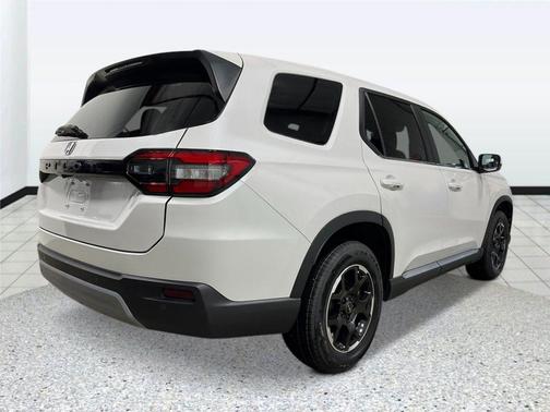 2025 Honda Pilot EX-L+