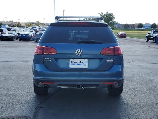 2017 Volkswagen Golf Alltrack TSI SE