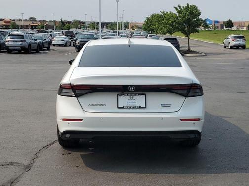 2023 Honda Accord Hybrid Touring