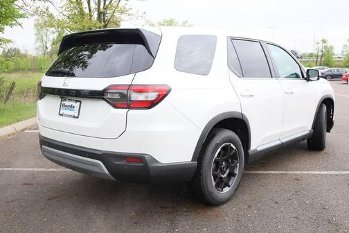 2025 Honda Pilot EX-L+