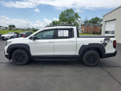 2022 Honda Ridgeline Black Edition