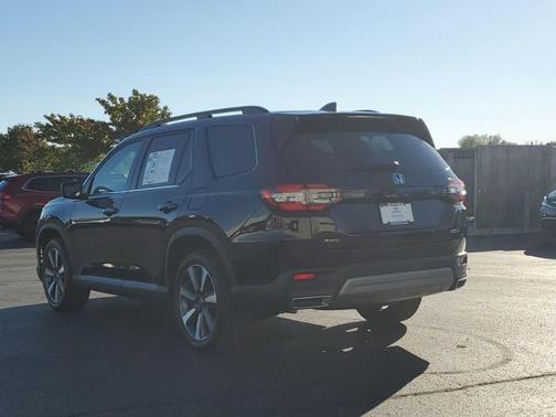 2023 Honda Pilot Touring