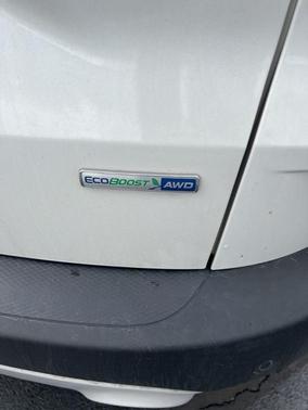 Star White 2020 Ford Escape SEL