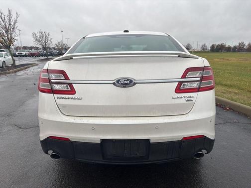 2019 Ford Taurus Limited