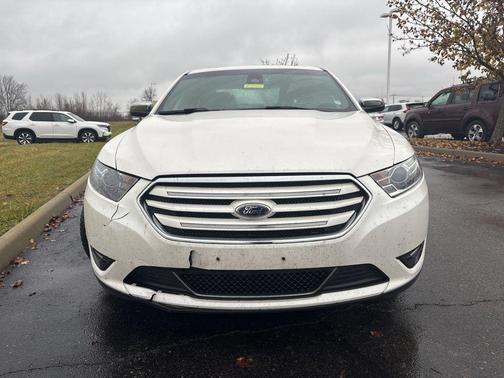 2019 Ford Taurus Limited