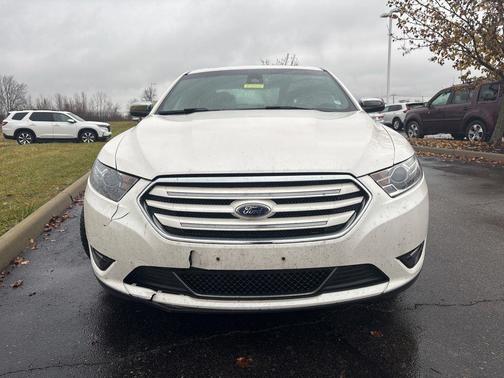 2019 Ford Taurus Limited