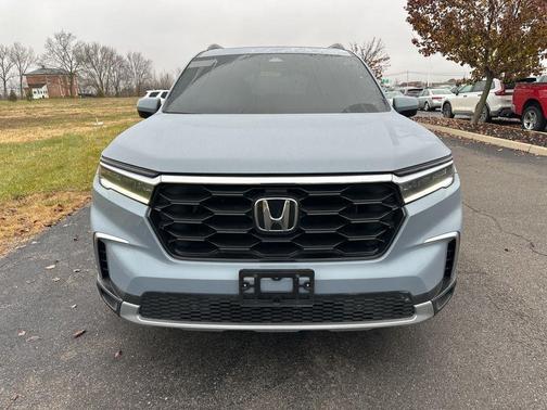 2023 Honda Pilot Touring