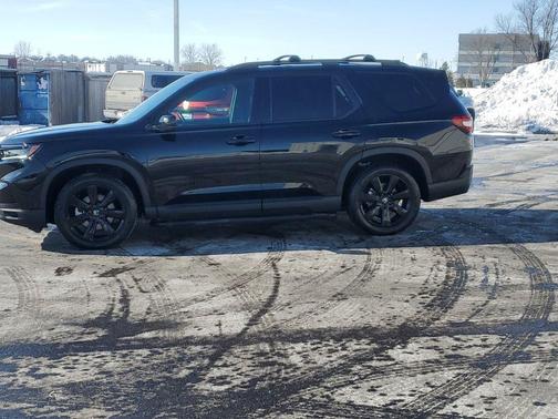 2025 Honda Pilot Black Edition