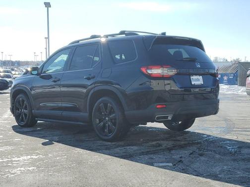 2025 Honda Pilot Black Edition