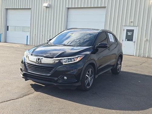 Crystal Black Pearl 2021 Honda HR-V EX