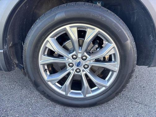 Atlas Blue Metallic 2022 Ford Explorer Limited