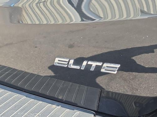 Crystal Black Pearl 2022 Honda Odyssey Elite