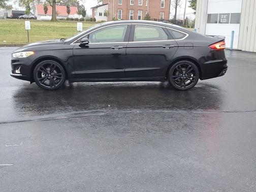 2020 Ford Fusion Titanium