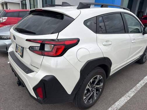Crystal White Pearl 2025 Subaru Crosstrek Premium
