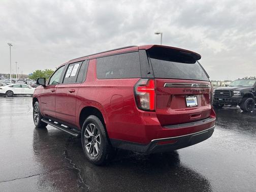 Cherry Red 2022 Chevrolet Suburban Z71
