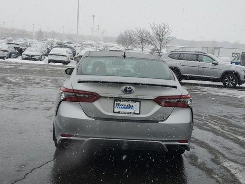 2024 Toyota Camry Hybrid XSE