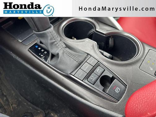 2024 Toyota Camry Hybrid XSE