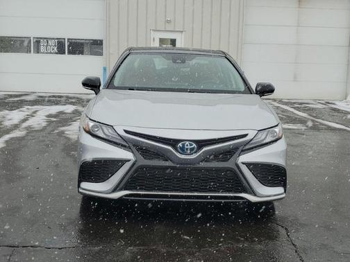 2024 Toyota Camry Hybrid XSE