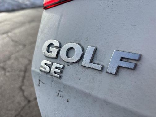 2018 Volkswagen Golf TSI SE
