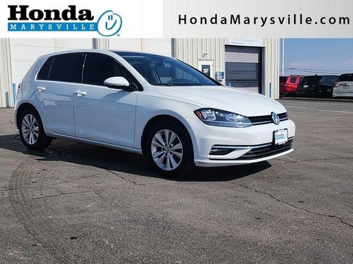 2018 Volkswagen Golf TSI SE