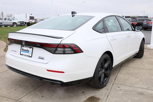 2025 Honda Accord Hybrid Sport-L