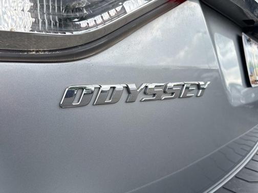Lunar Silver Metallic 2016 Honda Odyssey EX-L
