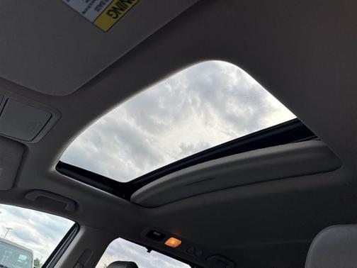 Lunar Silver Metallic 2016 Honda Odyssey EX-L