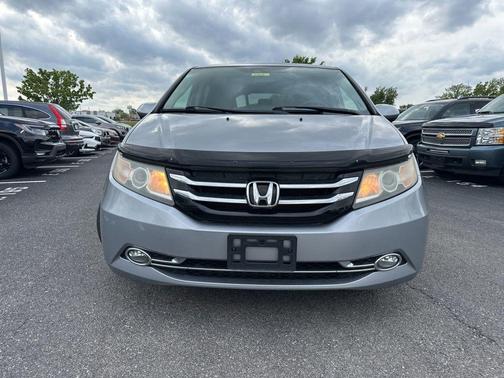 Lunar Silver Metallic 2016 Honda Odyssey EX-L